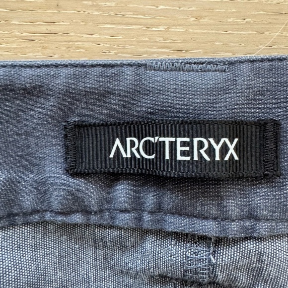 Arc'teryx A2B Commuter Pants  38 blue/Grey Bike Cycling Reflective Performance - Picture 5 of 11